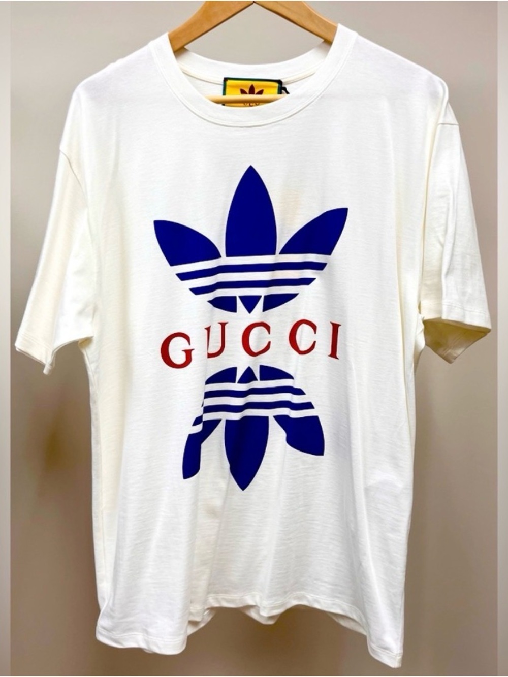 Gucci White Short-Sleeve Tee. Men’s Large